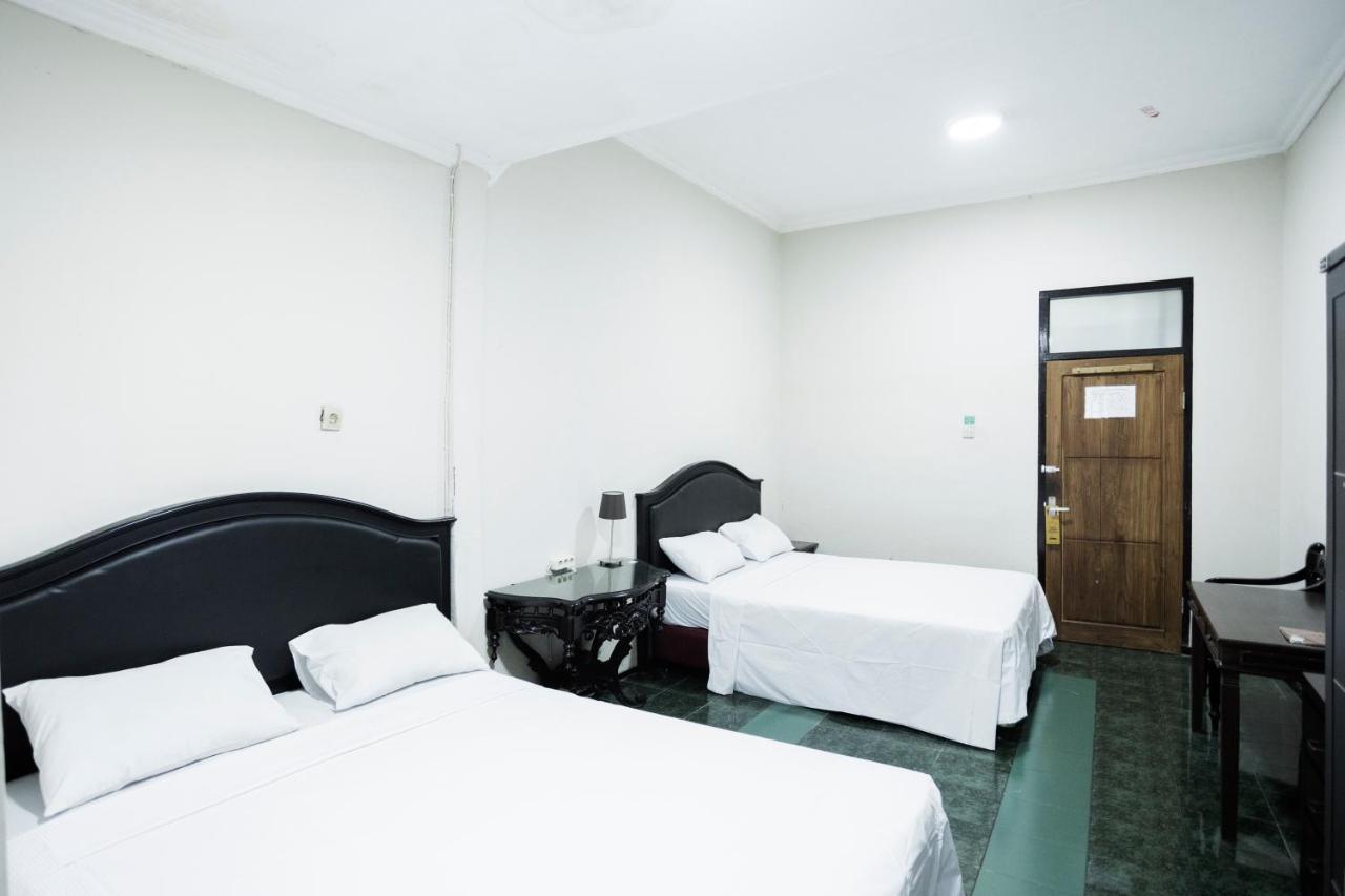 Hotel Galuh Anindita Джок'якарта Екстер'єр фото
